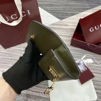 Gucci 828148 Gucci Softbit Karta Držák Tmavě Zelená