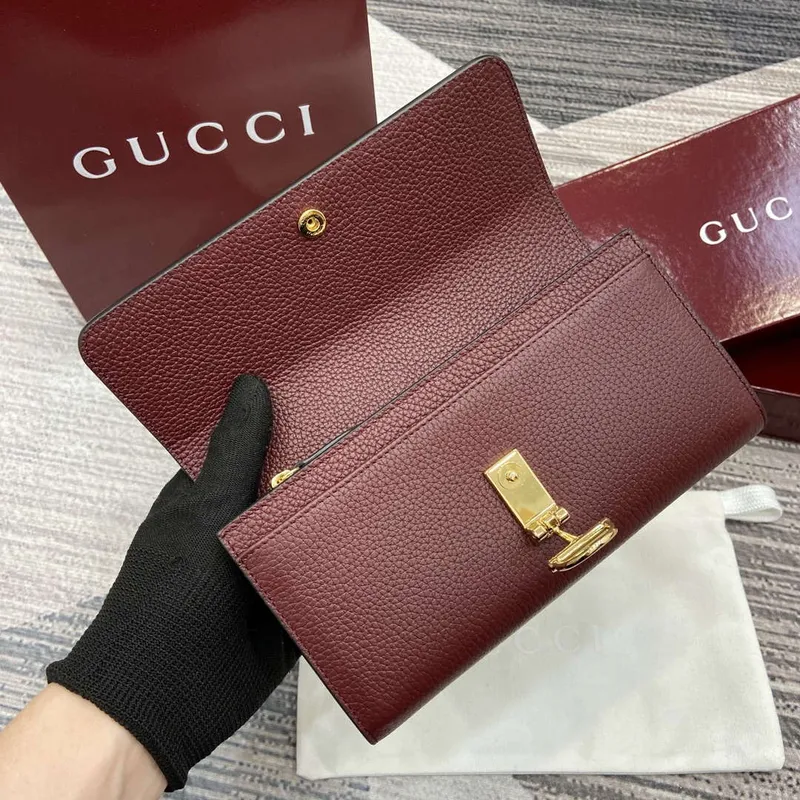 Gucci 828147 Gucci Softbit Continental Wallet Ancora červená