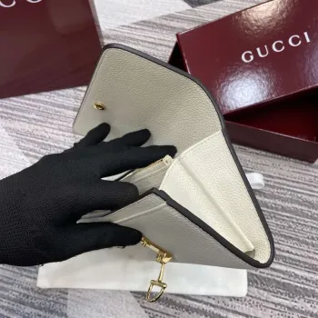 Gucci 828147 Gucci Softbit Kontinentální Peněženka Bílá