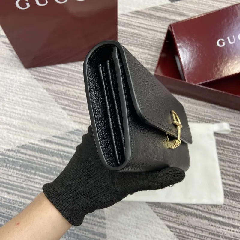 Gucci 828147 Gucci Softbit Kontinentální Peněženka Černá