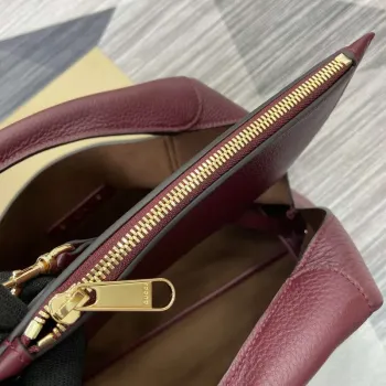 Gucci 837466 Gucci Softbit Maxi Kabelka přes rameno Ancora Red