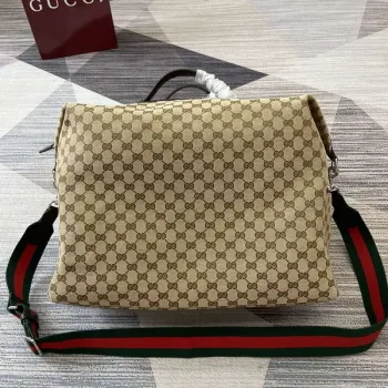 Gucci 821668 GG plátěná střední taška hnědá