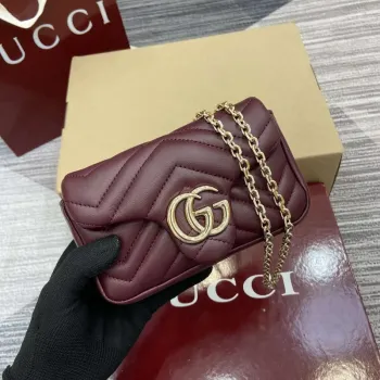 Gucci 841290 GG Marmont Mini Kabelka přes rameno Ancora červená