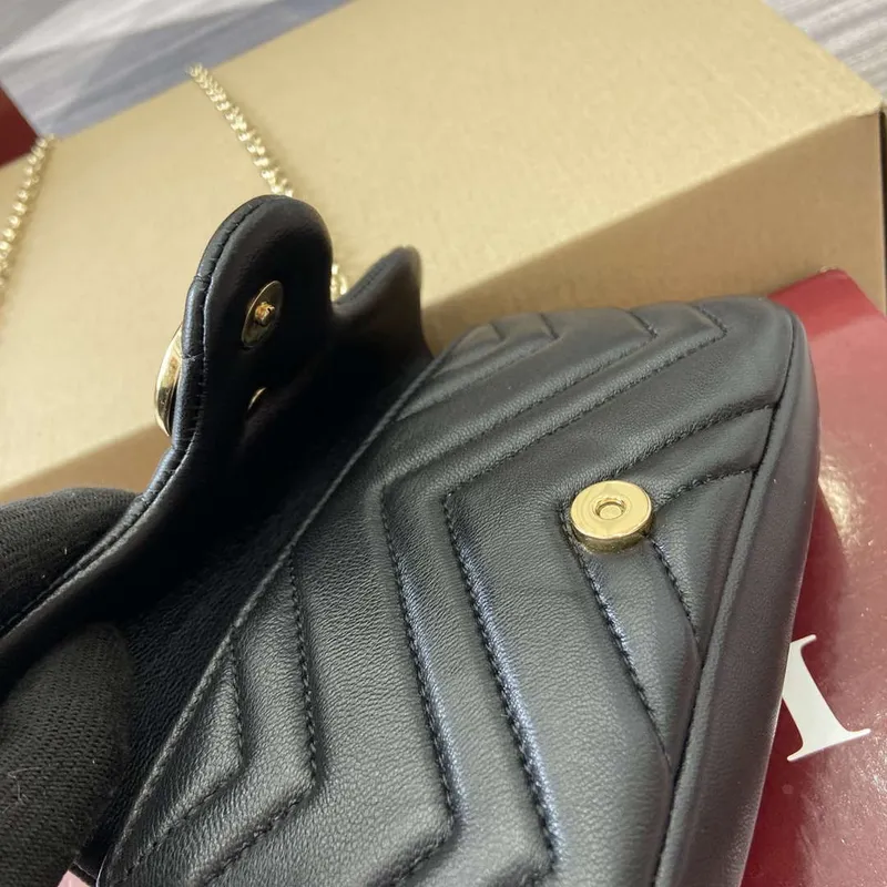 Gucci 841290 GG Marmont Mini Kabelka přes rameno Černá