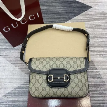 Gucci 815178 Gucci Horsebit 1955 Soft Medium Shoulder Bag černé kožené detaily