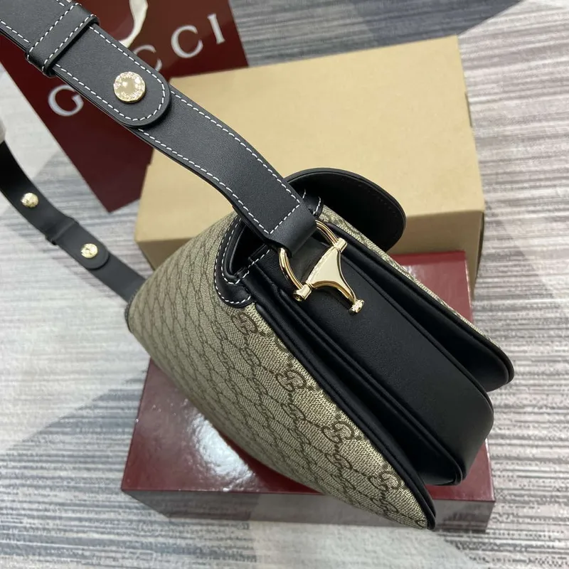 Gucci 815178 Gucci Horsebit 1955 Soft Medium Shoulder Bag černé kožené detaily