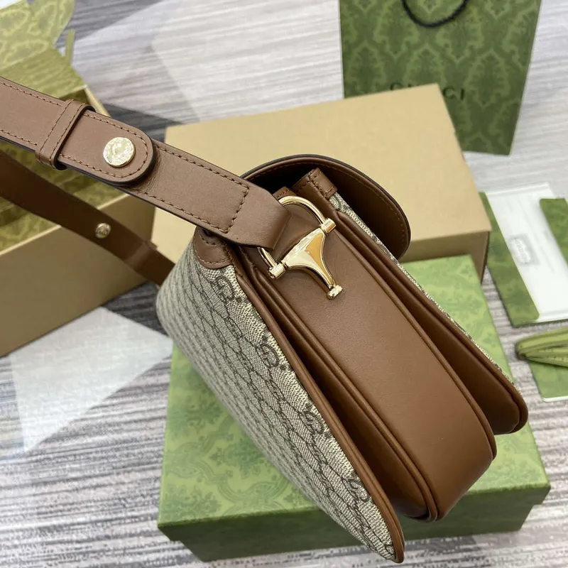 Gucci 815178 Gucci Horsebit 1955 Soft Medium Shoulder Bag Hnědý kožený lem