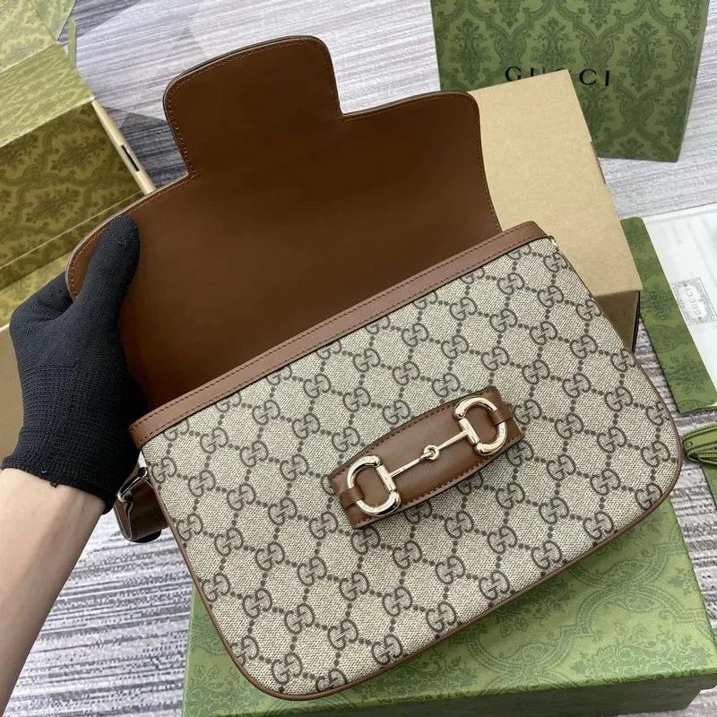 Gucci 815178 Gucci Horsebit 1955 Soft Medium Shoulder Bag Hnědý kožený lem
