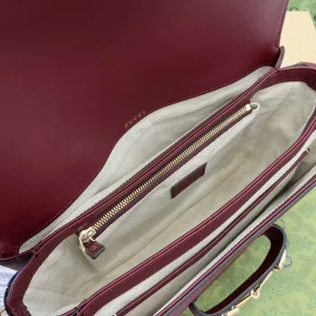 Gucci 815178 Gucci Horsebit 1955 Soft Medium Shoulder Bag s červenými koženými detaily
