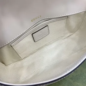 Gucci 815206 Gucci Horsebit 1955 Soft Small Top Handle Bag Bílá kůže s detaily