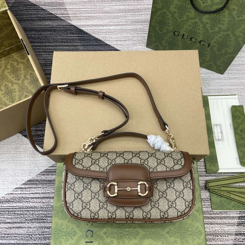 Gucci 815206 Gucci Horsebit 1955 Soft Small Top Handle Bag Hnědý kožený lem