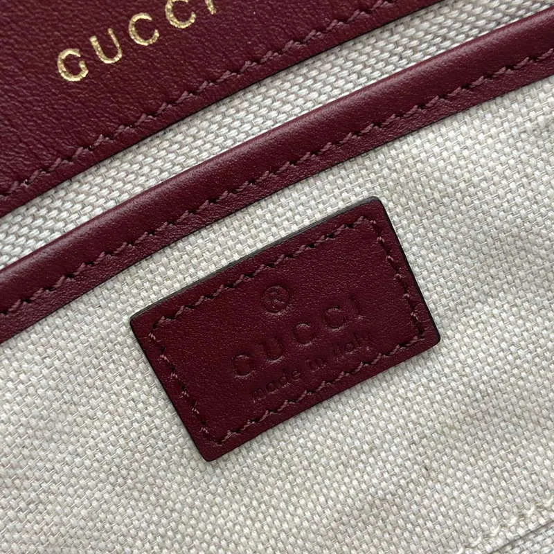 Gucci 815206 Gucci Horsebit 1955 Soft Small Top Handle Bag Červená