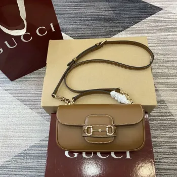 Gucci 815206 Gucci Horsebit 1955 Soft Small Top Handle Bag Hnědá