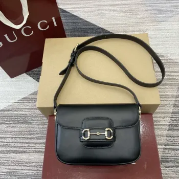 Gucci 815205 Gucci Horsebit 1955 Měkká malá kabelka přes rameno černá