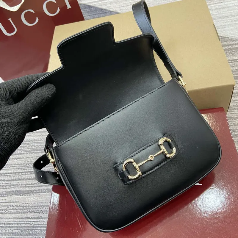 Gucci 815205 Gucci Horsebit 1955 Měkká malá kabelka přes rameno černá