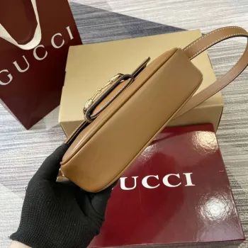 Gucci 815205 Gucci Horsebit 1955 Měkká malá kabelka přes rameno hnědá