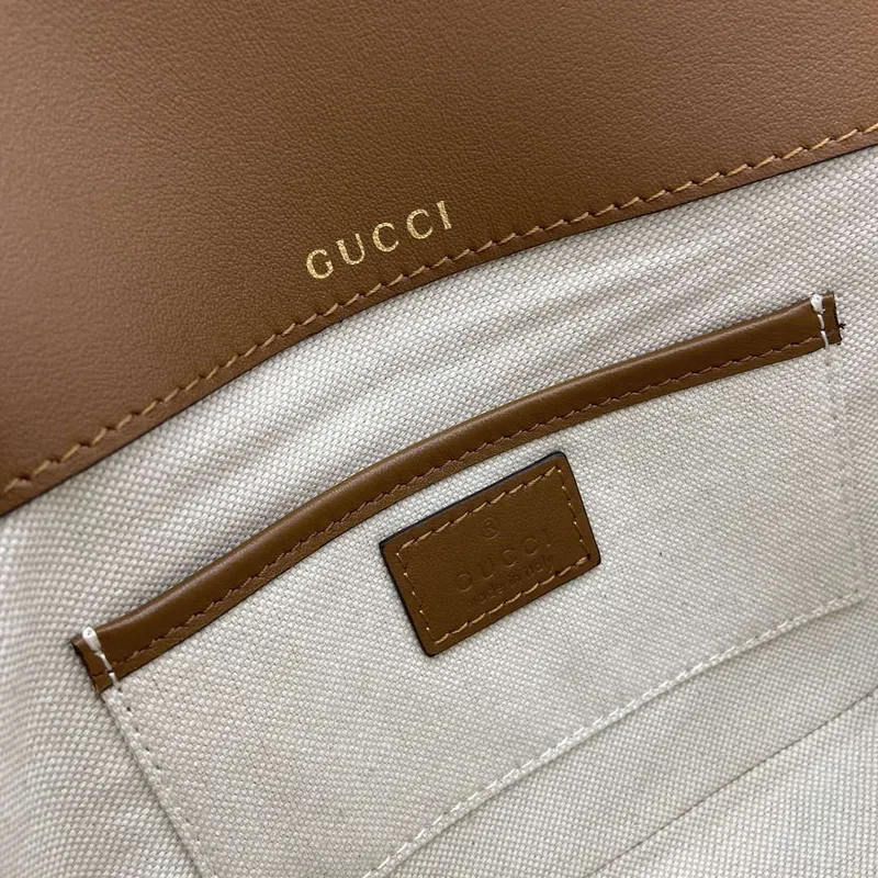 Gucci 815205 Gucci Horsebit 1955 Měkká malá kabelka přes rameno hnědá