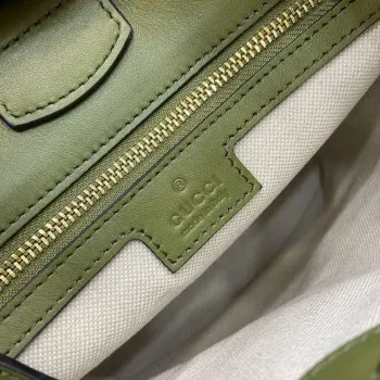 Gucci 833665 Gucci 73 Malá kabela na rameno Zelená semiš