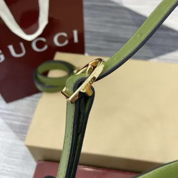 Gucci 833665 Gucci 73 Malá kabela na víno Zelená kůže