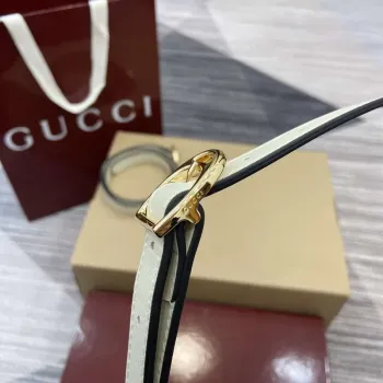Gucci 833665 Gucci 73 Malá kabela na víno Bílá kůže