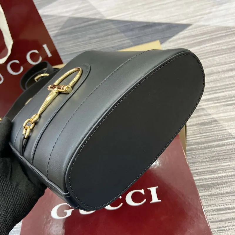 Gucci 833665 Gucci 73 Malá kabela na řetízku Černá kůže