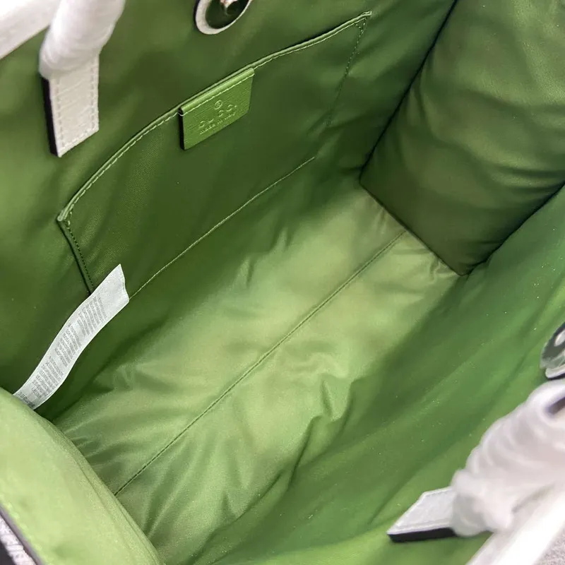 Gucci 605614 Dětská tištěná GG taška béžová