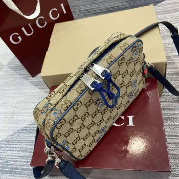 Gucci 817771 Malá vyšívaná hadí kabelka přes rameno z meruňkového plátna