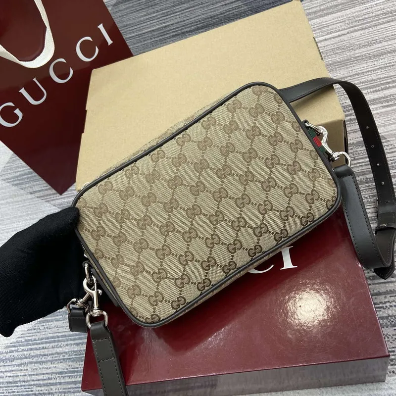 Gucci 834802 GG plátno malá crossbody taška tmavě hnědá