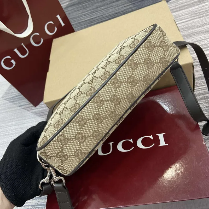 Gucci 834802 GG plátno malá crossbody taška tmavě hnědá