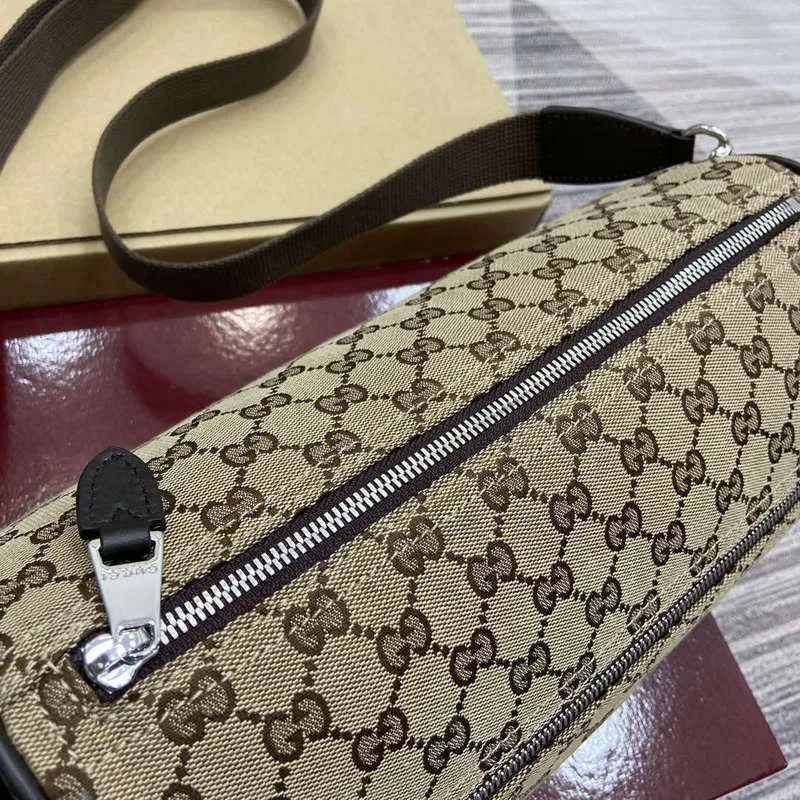 Gucci 834455 GG plátno malá cylindrická taška tmavě hnědá