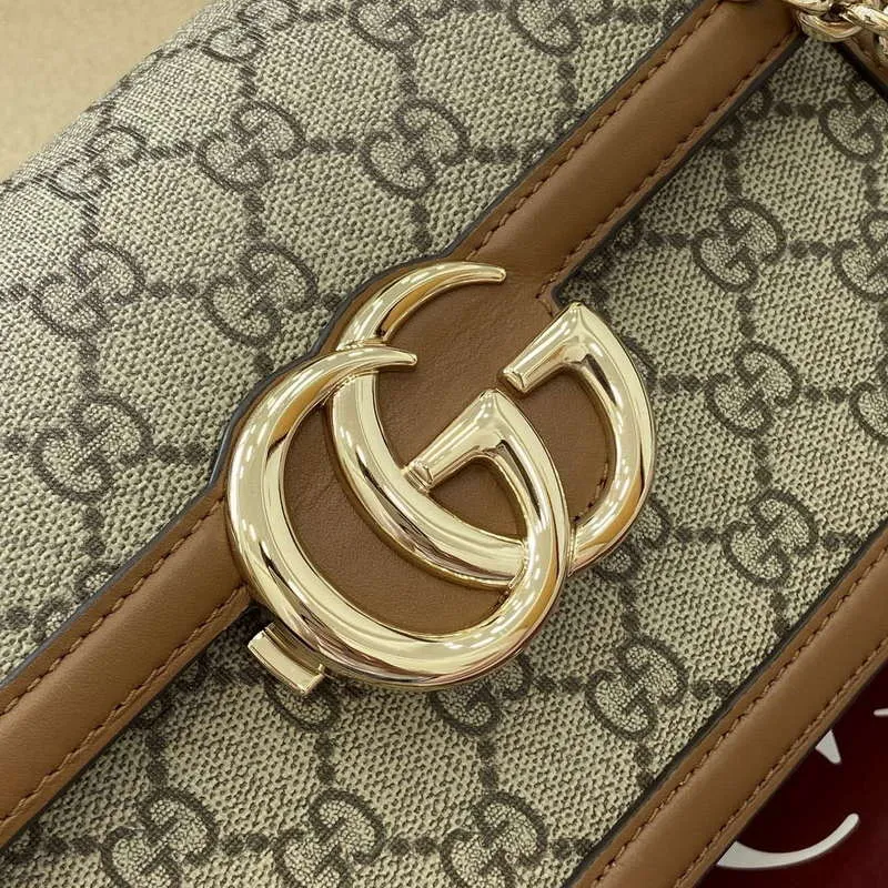 Gucci 826761 Gucci Go Malá Ramenní Taška Hnědá PVC