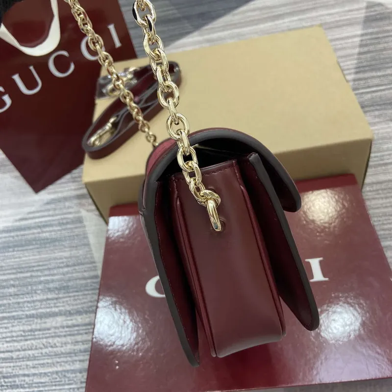 Gucci 826761 Gucci Go Malá Ramenní Taška Červená