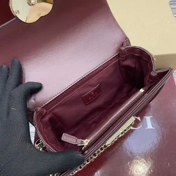 Gucci 826761 Gucci Go Malá Ramenní Taška Červená