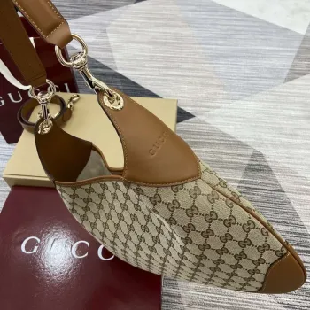 Gucci 834981 Gucci B Střední Kabelka přes Rameno Hnědá Kůže Trim