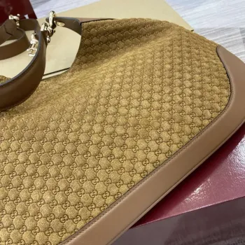 Gucci 834981 Gucci B střední kabelka přes rameno Hnědý samet s embosovaným vzorem