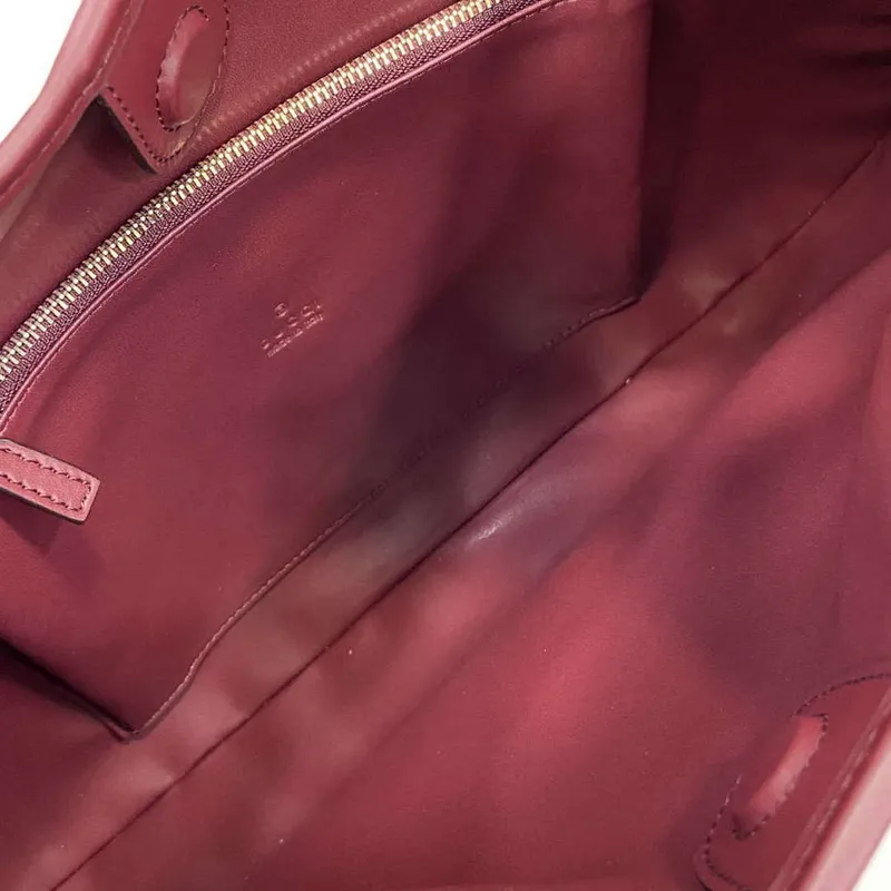 Gucci 834981 Gucci B střední ramenní taška červená kůže