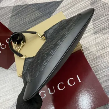 Gucci 834981 Gucci B střední kabelka přes rameno černá