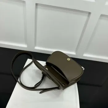 Gucci 815700 Gucci Blondie mini ramenní taška z jemné kůže Zelená