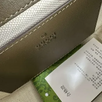 Gucci 815700 Gucci Blondie mini ramenní taška z jemné kůže Zelená