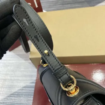 Gucci 815700 Gucci Blondie mini ramenní taška Černá kůže