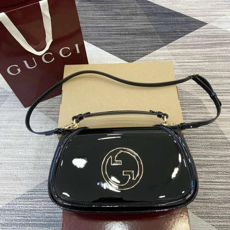 Gucci 815719 Gucci Blondie Medium taška s horním držadlem z lakované kůže černá