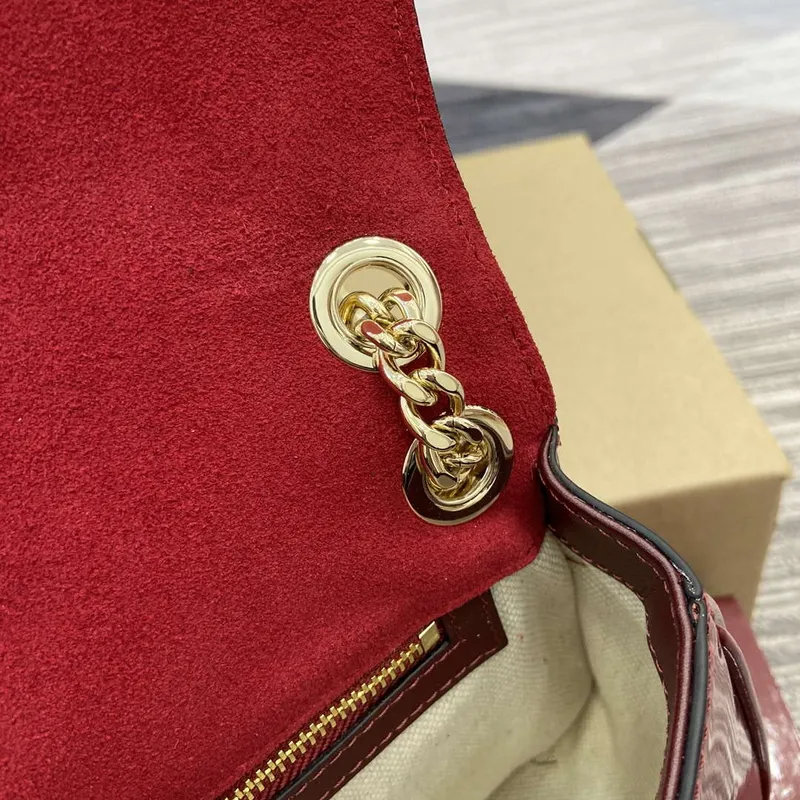 Gucci 815715 Gucci Blondie malá kabelka přes rameno z lakované kůže červená