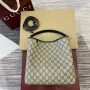 Gucci 815103 GG Emblem kabela na vodu Béžová a Černá