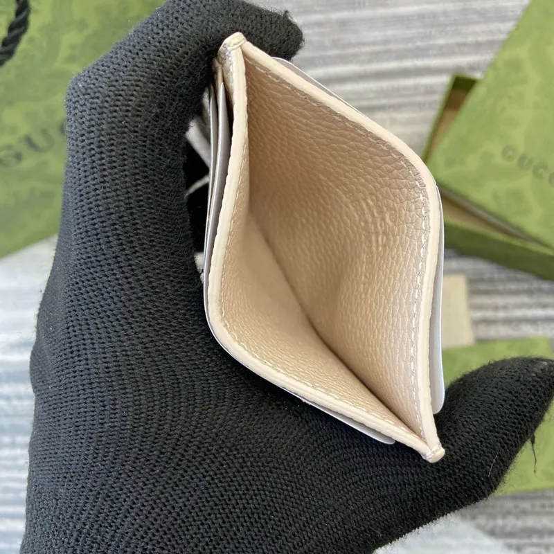 Gucci 815883 GG Emblem pouzdro na karty béžová kůže