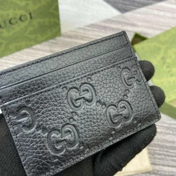 Gucci 815883 GG Emblem pouzdro na karty černá kůže