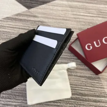 Gucci 818952 GG Emblem pouzdro na karty černá kůže
