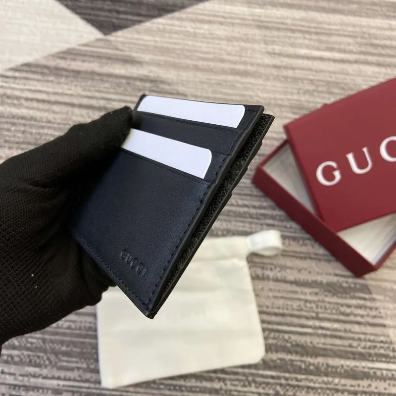 Gucci 818952 GG Emblem pouzdro na karty černá kůže