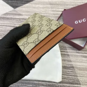 Gucci 821208 GG Emblem pouzdro na karty béžové a tmavě hnědé