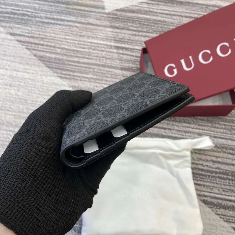Gucci 821206 GG Emblem skládací peněženka černá