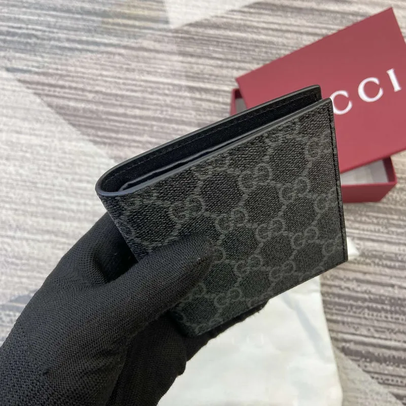 Gucci 821206 GG Emblem skládací peněženka černá
